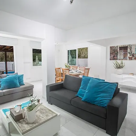 Villa Imagine Your Family Renting A Luxury Holiday Close To Protaras' Main Attractions, 1238