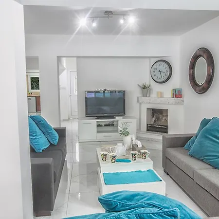 Villa Imagine Your Family Renting A Luxury Holiday Close To Protaras' Main Attractions, 1238 Protaras